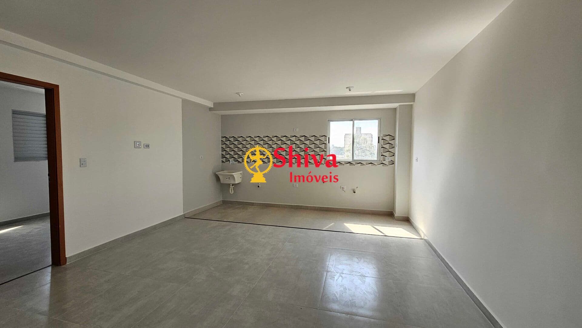 Apartamento com 2 dormitórios, sendo 1 suíte a venda na Vila Esperança.