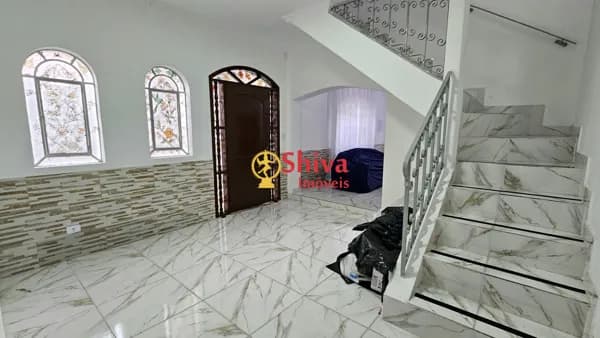 Sobrado à venda na Vila Lais, Penha, SP