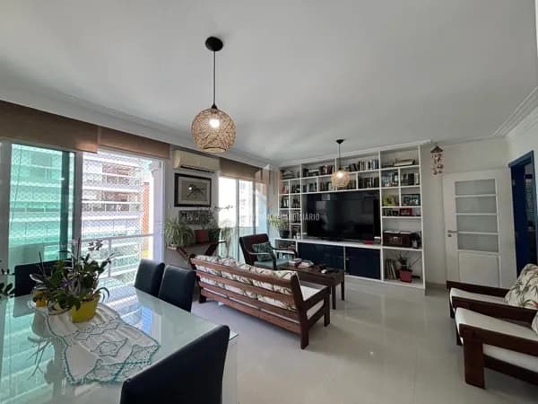 Apartamento em Guarujá - Pitangueiras