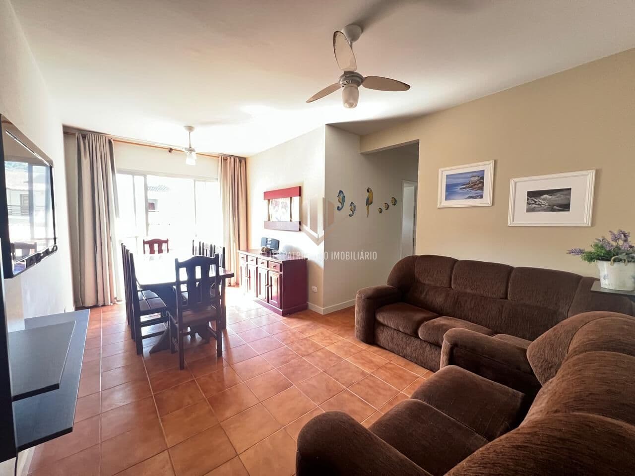 Apartamento na Praia da Enseada Guarujá SP
