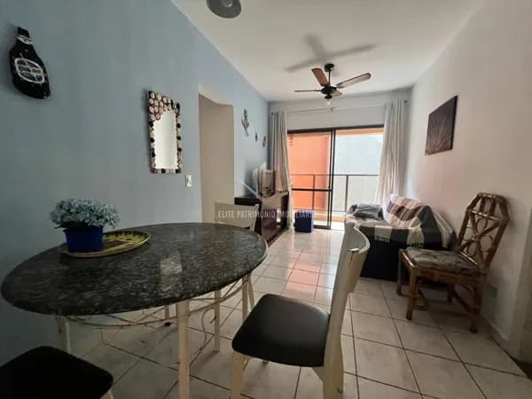 Apartamento na Praia da Enseada Guarujá SP