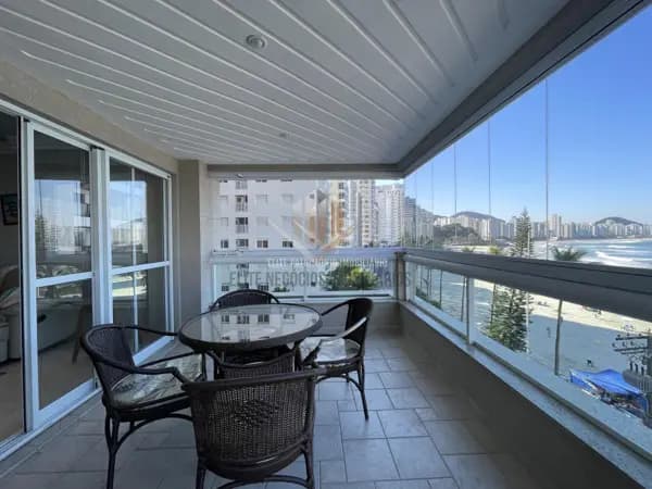 Apartamento à venda no bairro Astúrias em Guarujá/SP