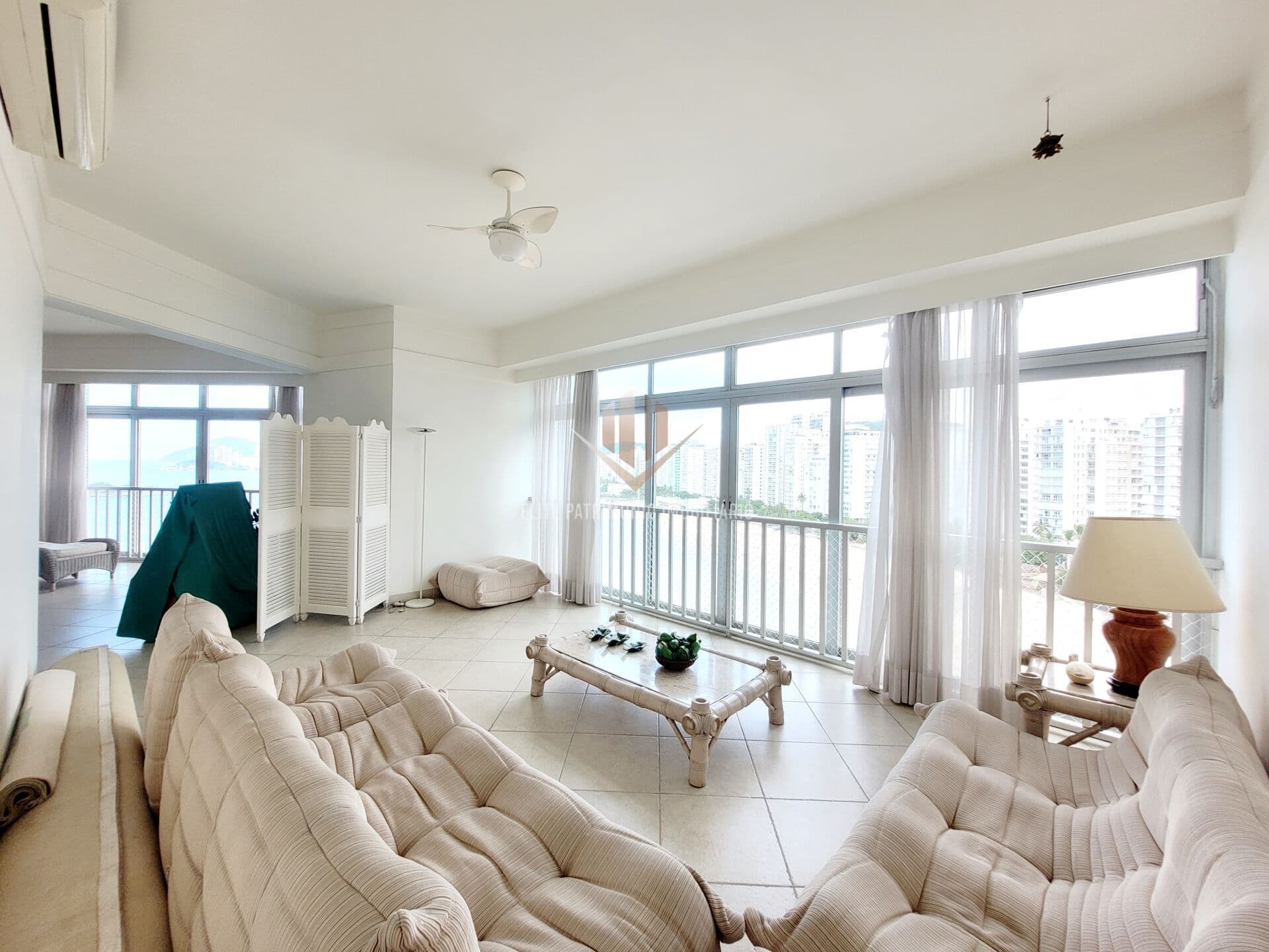Apartamento Alto Padrão em Pitangueiras, Guarujá/SP