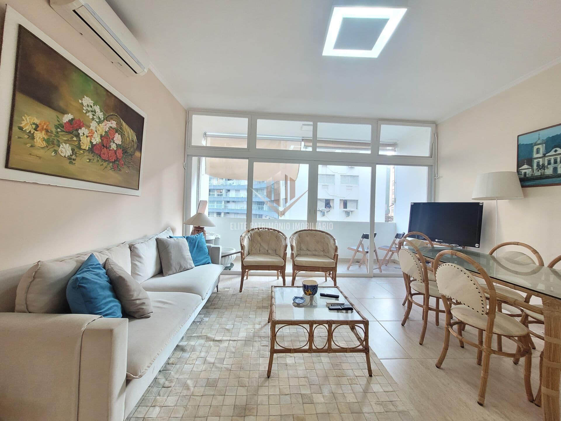 Apartamento em Guarujá - Pitangueiras