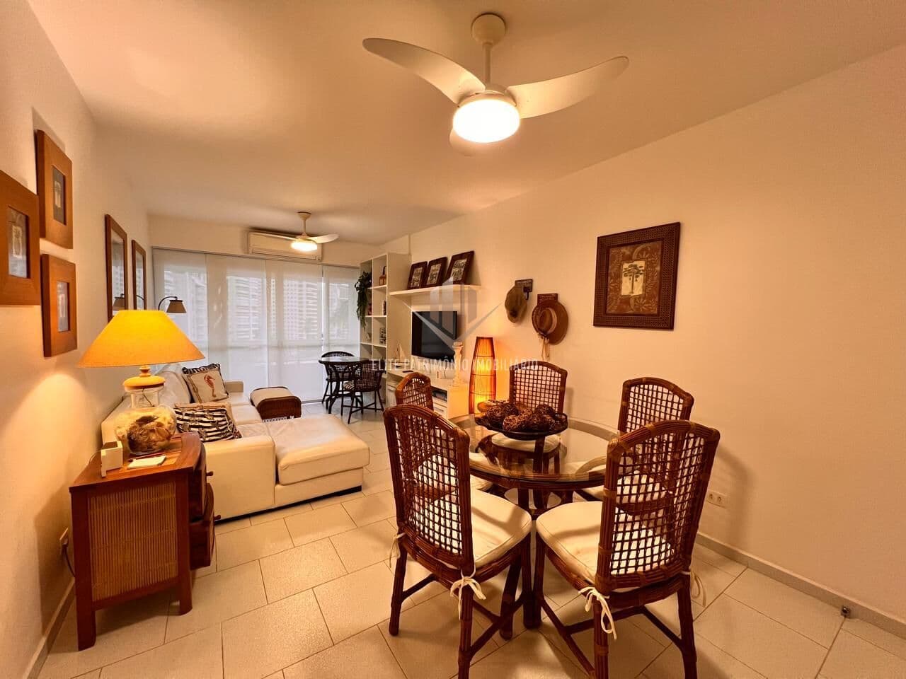 Apartamento em Astúrias, Guarujá/SP