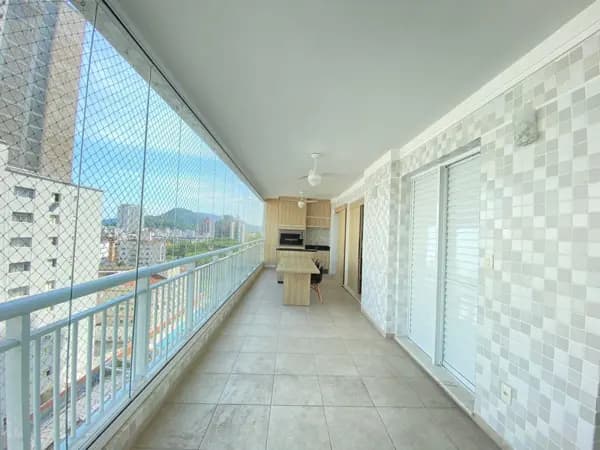 Apartamento à venda no bairro Astúrias em Guarujá/SP