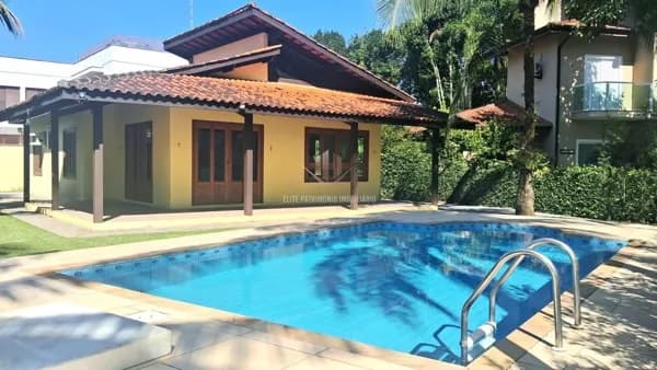 Casa em Condomínio na Praia de Pernambuco, Guarujá/SP