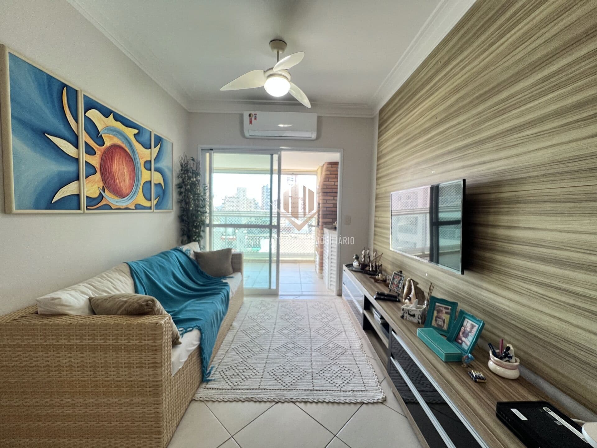 Apartamento na Praia da Enseada Guarujá SP.