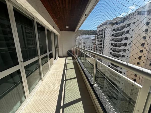 Apartamento em Guarujá - Barra Funda