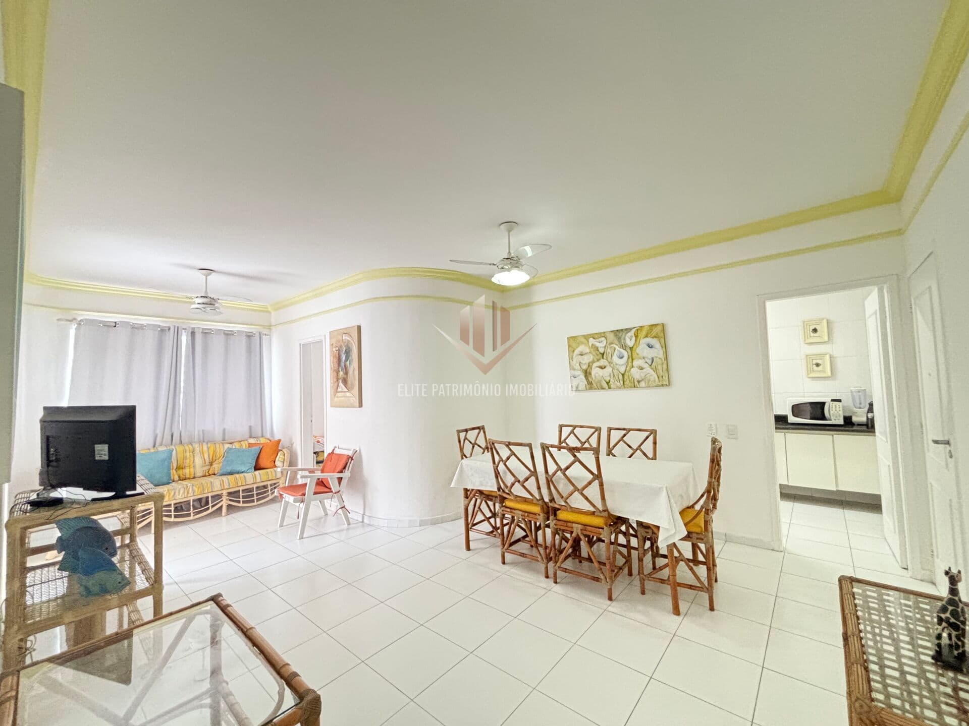 Apartamento em Guarujá - Pitangueiras