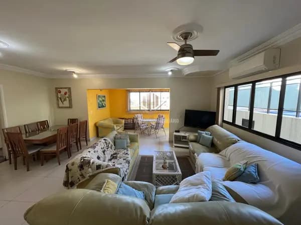 Cobertura na Praia da Enseada Guarujá SP