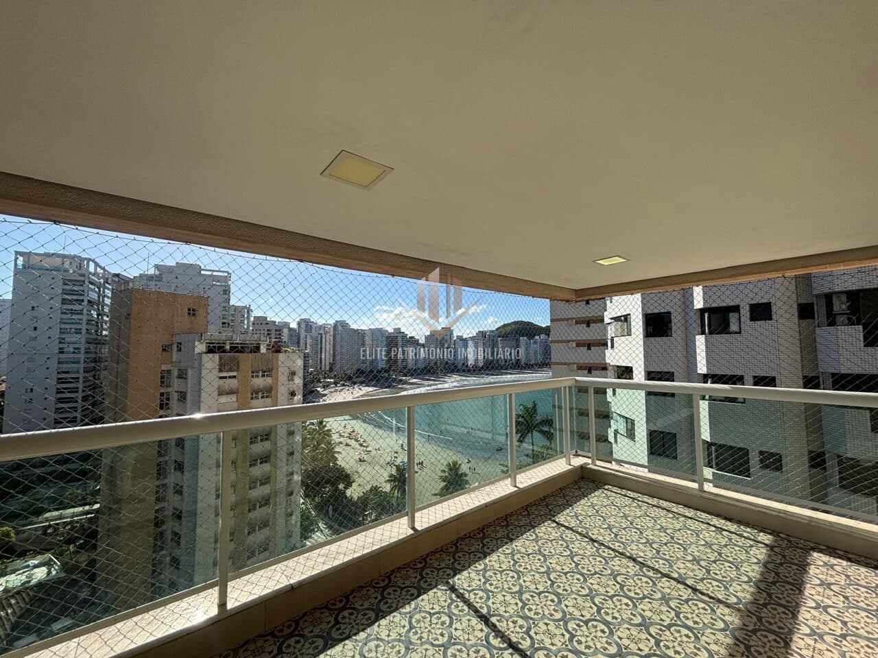 Apartamento em Guarujá - Jardim Astúrias