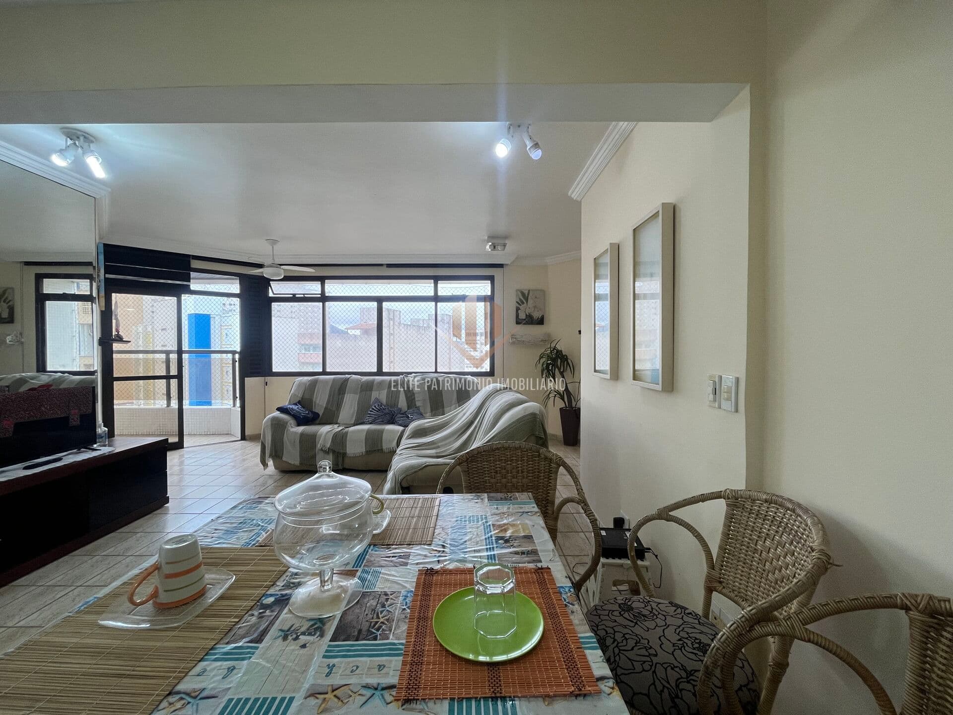 Apartamento em Guarujá - Praia Das Astúrias