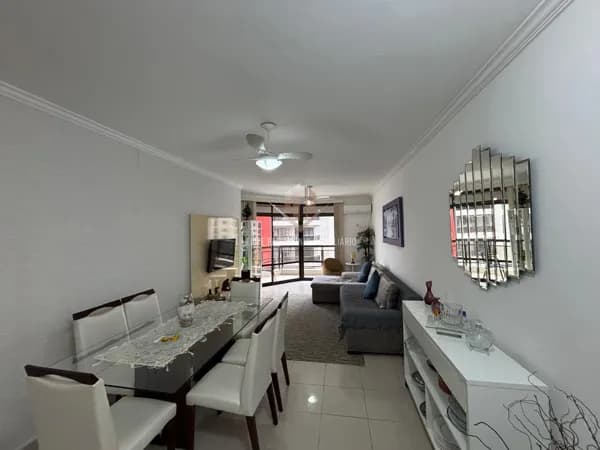 Apartamento à venda na Praia das Pitangueiras Guarujá SP