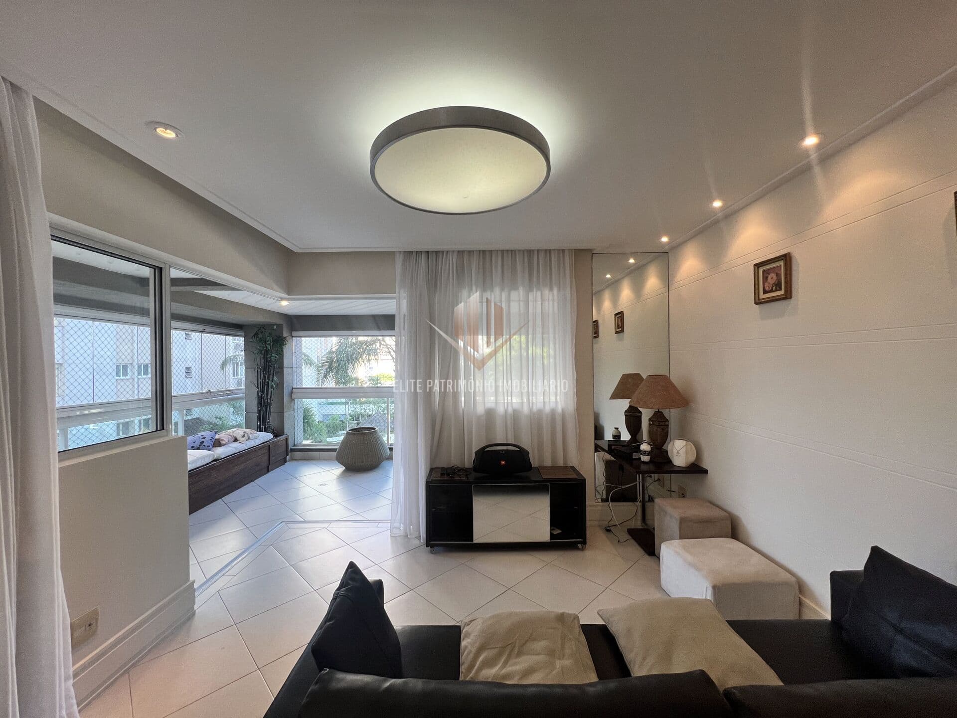 Apartamento Alto Padrão em Praia das Astúrias, Guarujá/SP