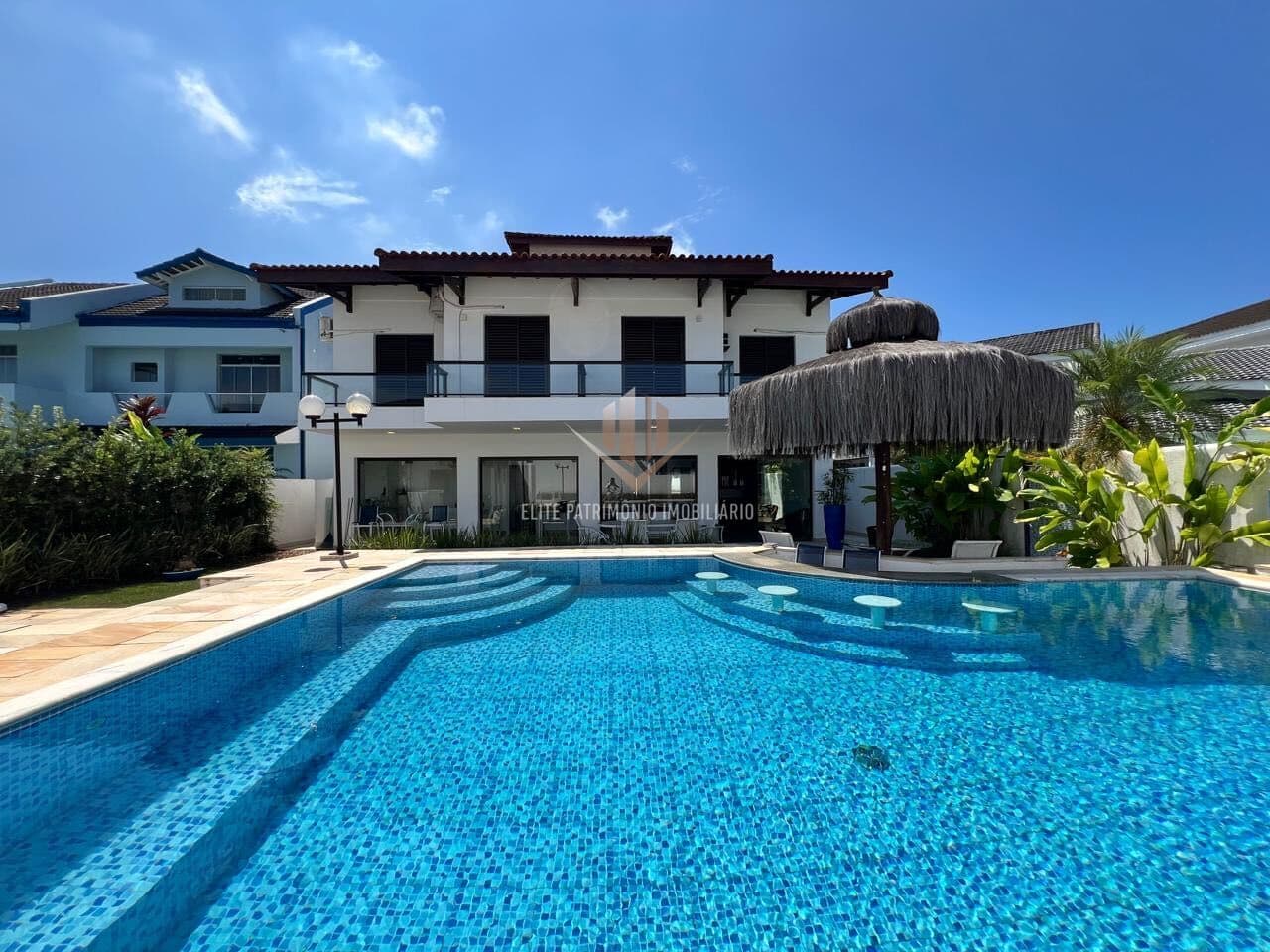 Casa Alto Padrão no Condomínio Acapulco Guarujá SP.