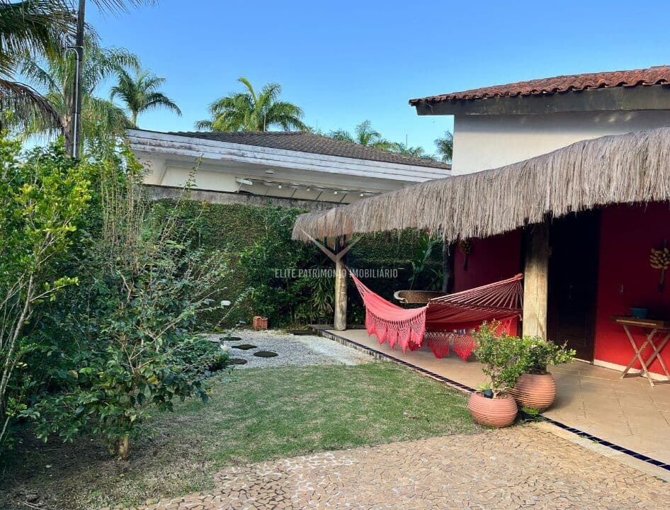 Casa em Condomínio na Praia de Pernambuco, Guarujá/SP