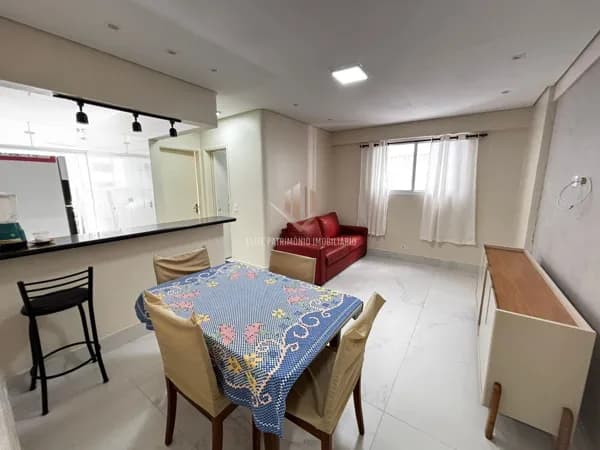 Apartamento para locação anual na Praia das Pitangueiras Guarujá SP.