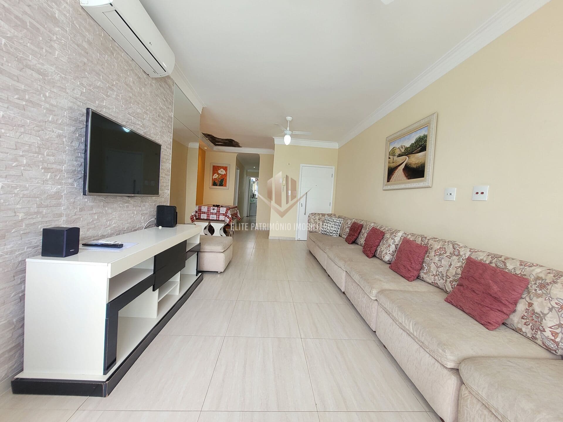 Apartamento em Guarujá - Pitangueiras