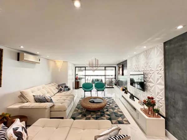 Apartamento em Guarujá - Pitangueiras