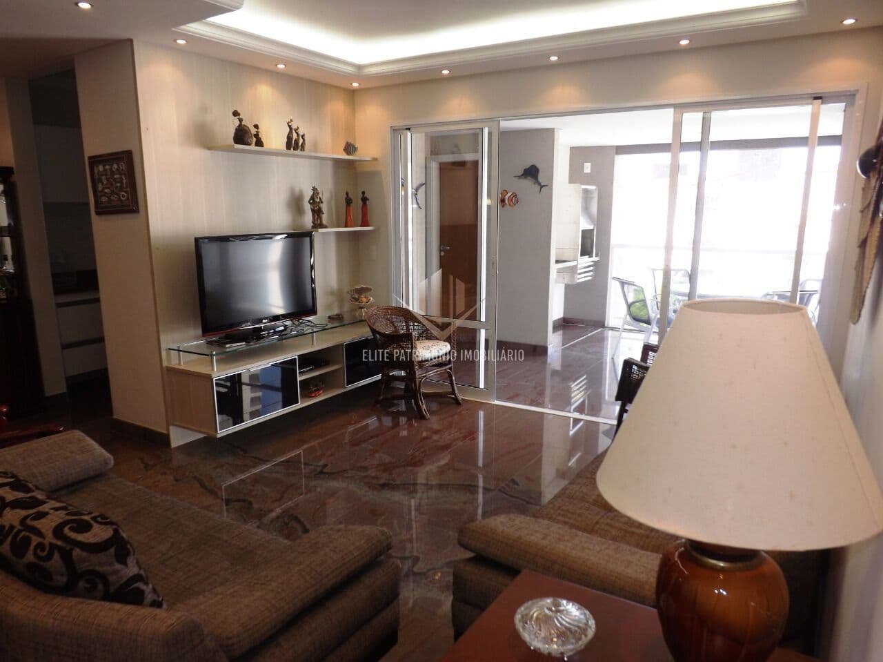Apartamento Alto Padrão na Praia da Enseada Guarujá SP.