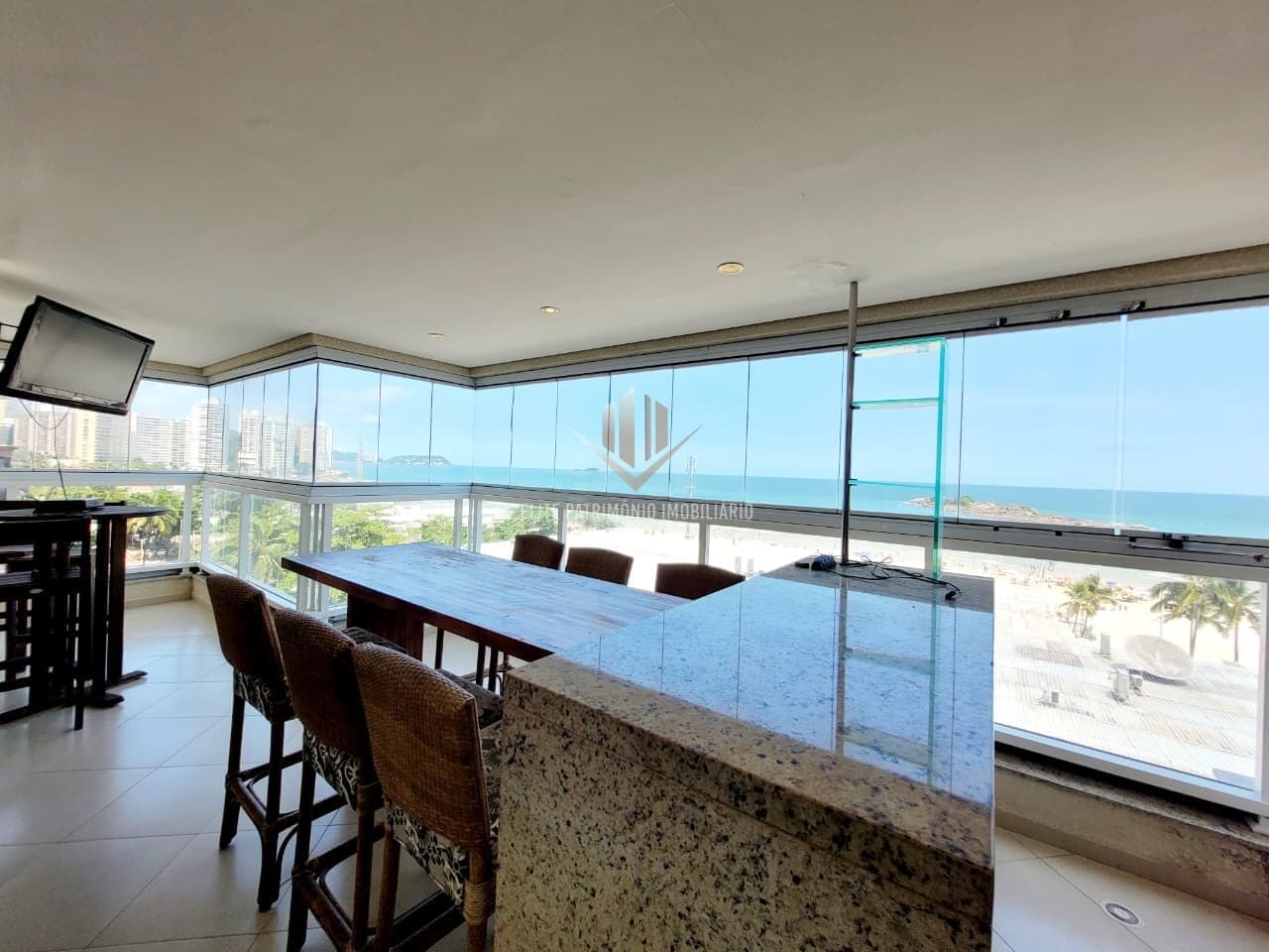 Apartamento em Praia Das Pitangueiras, Guarujá/SP