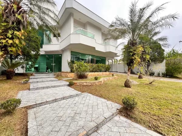Casa em Condomínio Fechado na Praia de Pernambuco Guarujá SP.