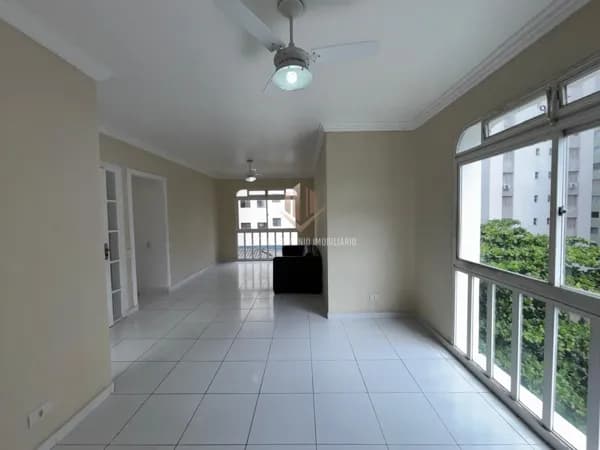 Apartamento em Guarujá - Pitangueiras