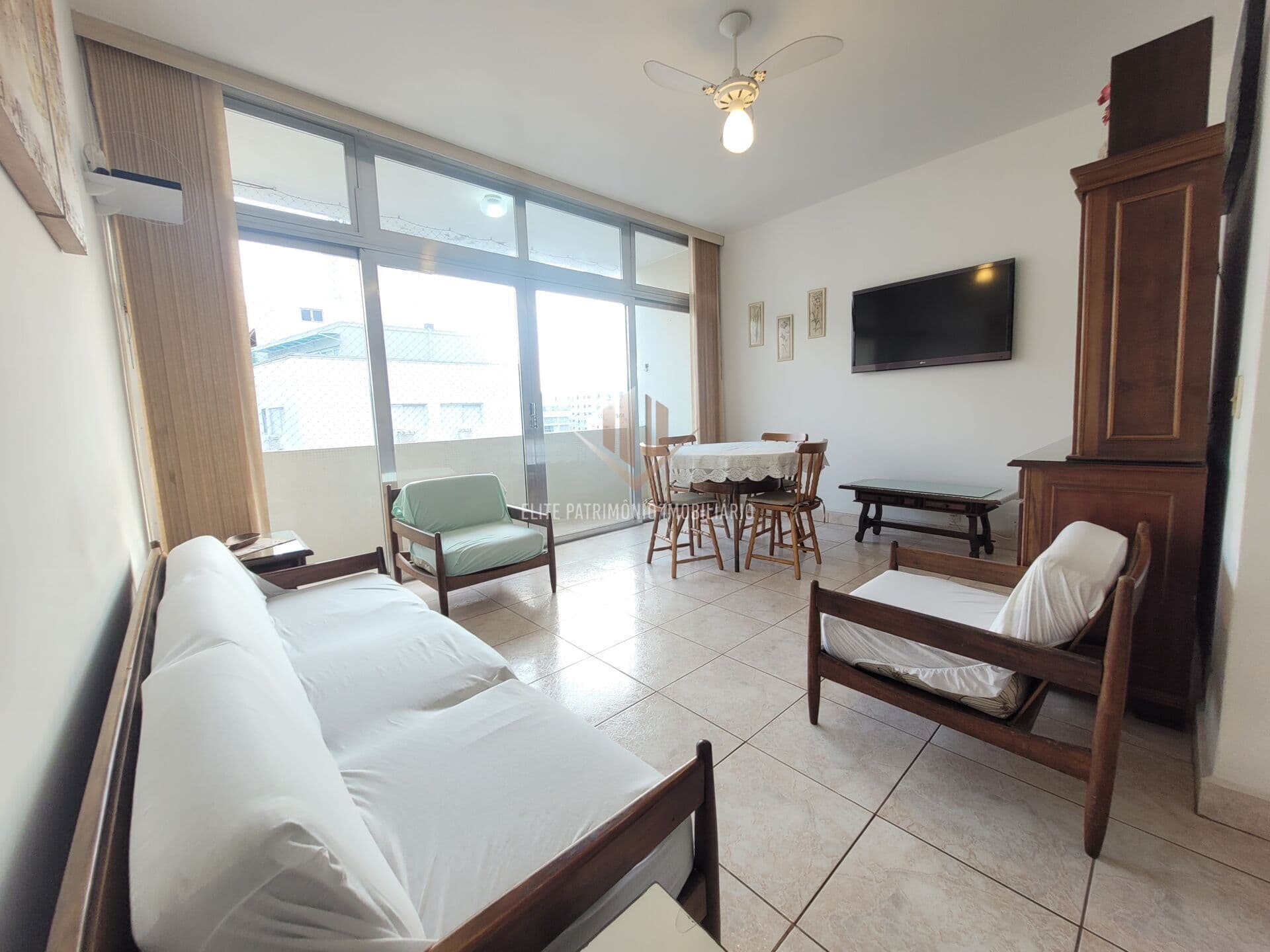 Apartamento em Guarujá - Pitangueiras