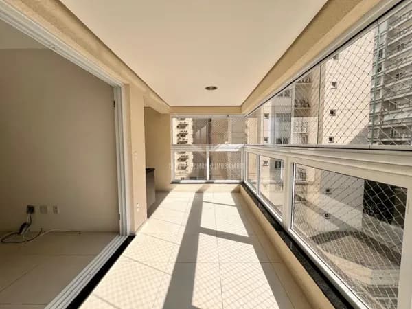 Apartamento Alto Padrão a venda na Praia de Pitangueiras Guarujá SP.