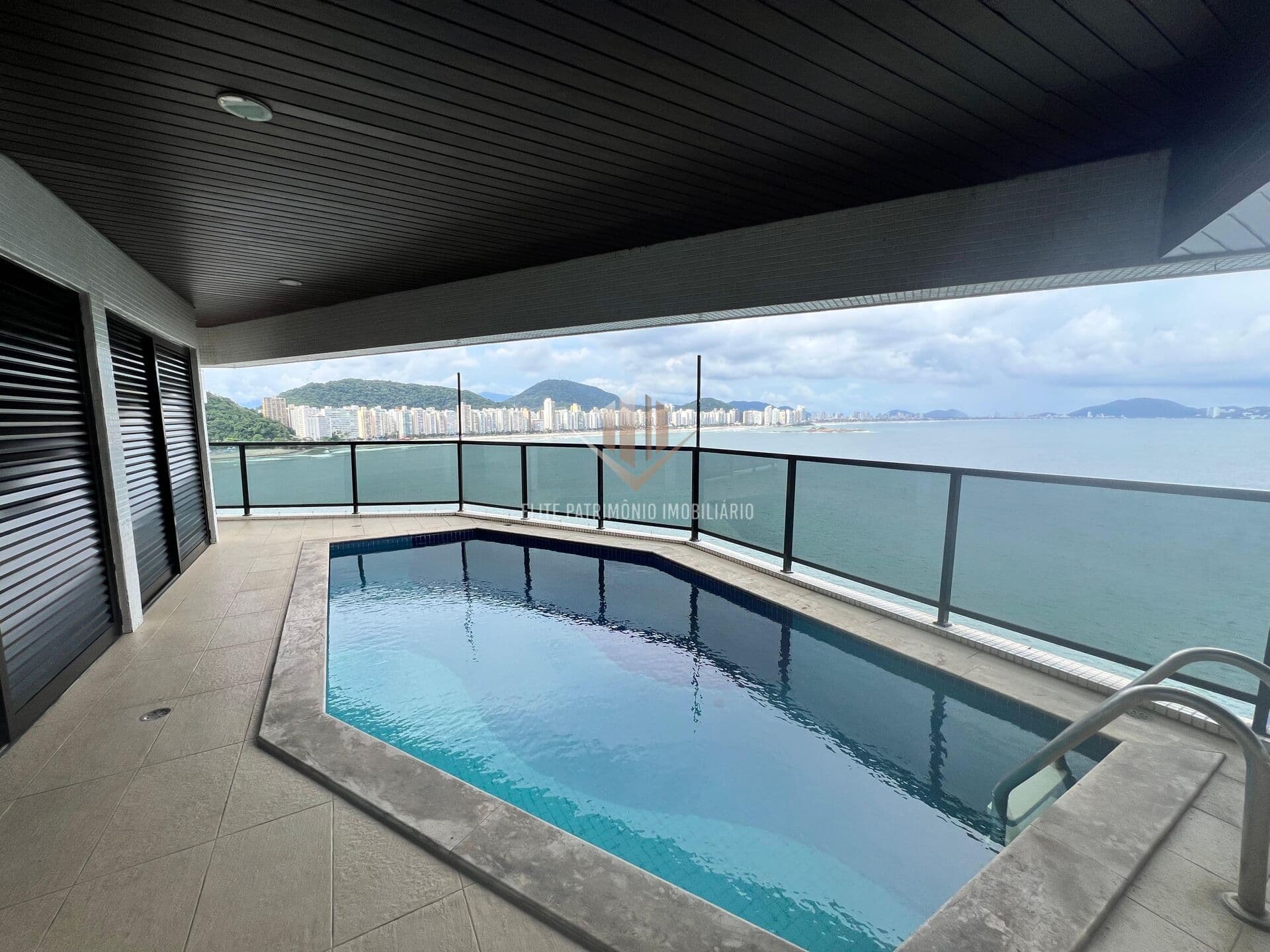 Apartamento Alto Padrão em Praia Das Astúrias, Guarujá/SP