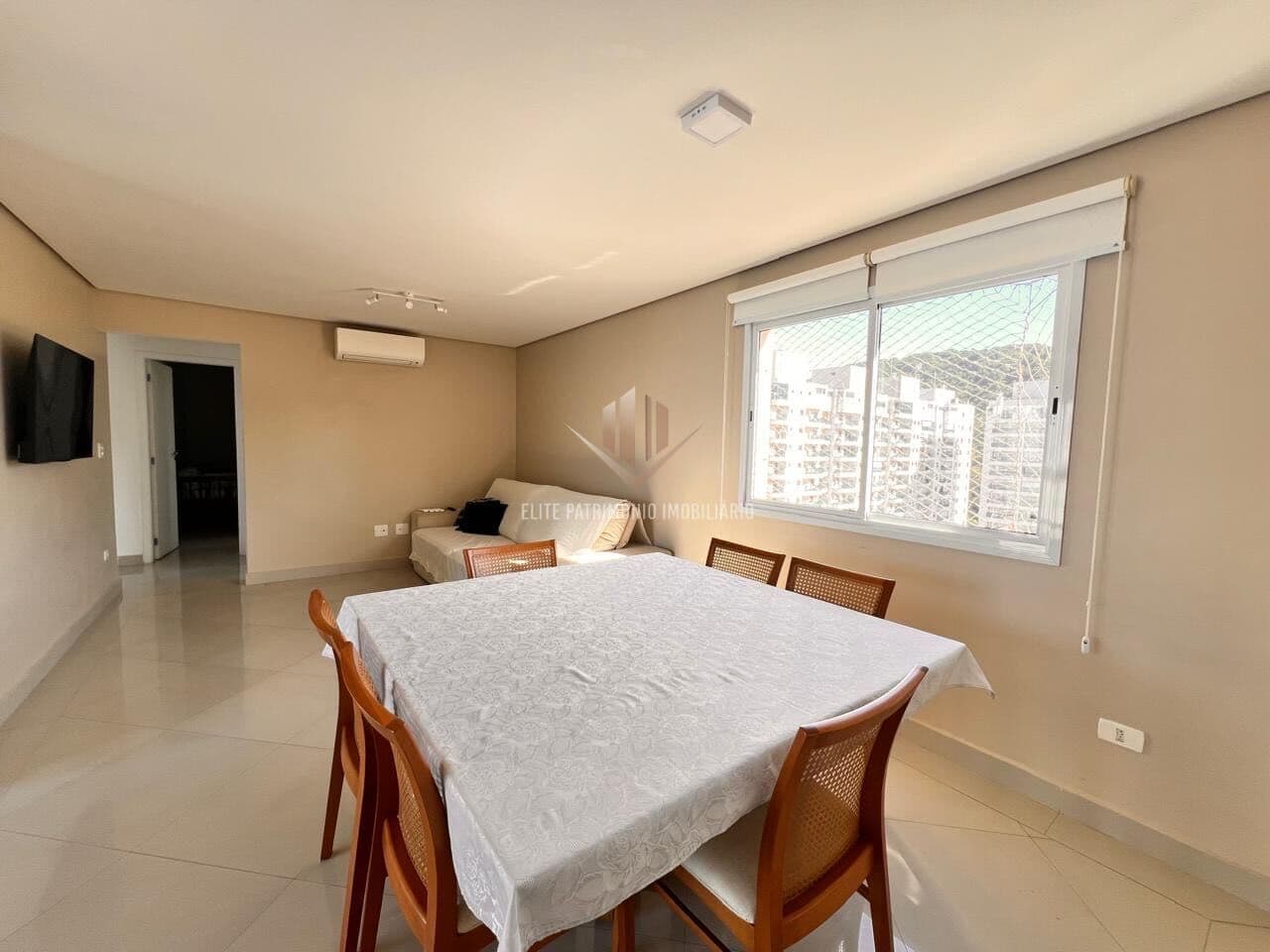 Apartamento em Guarujá - Pitangueiras