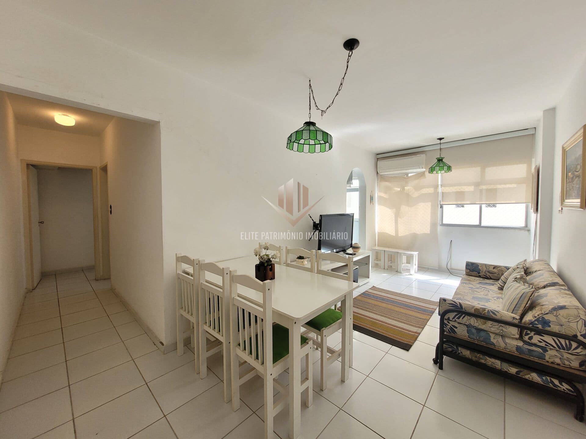 Apartamento na Praia das Pitangueiras Guarujá/SP