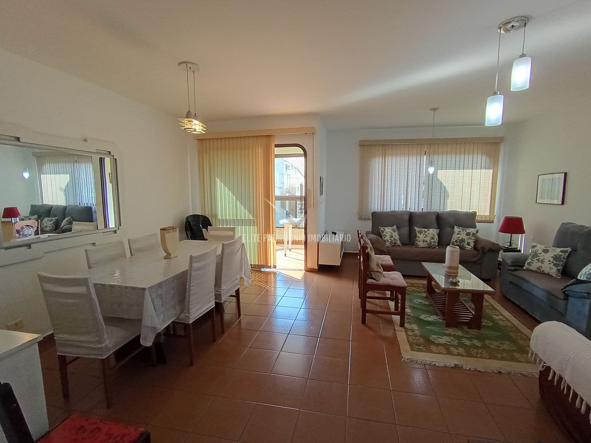 Apartamento em Guarujá - Enseada