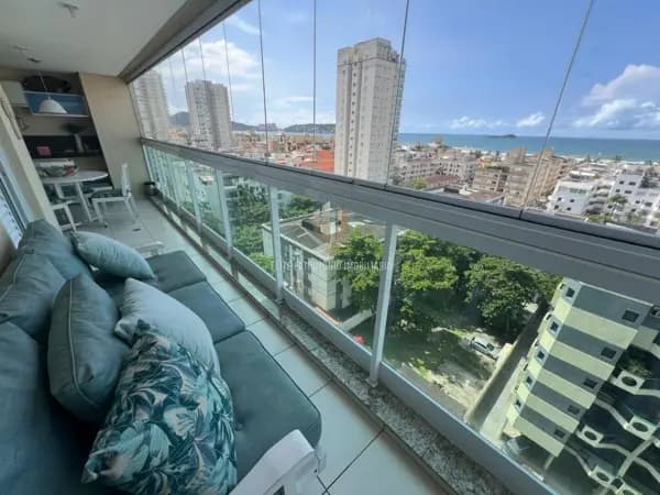 Cobertura Duplex na Praia da Enseada Guarujá SP.