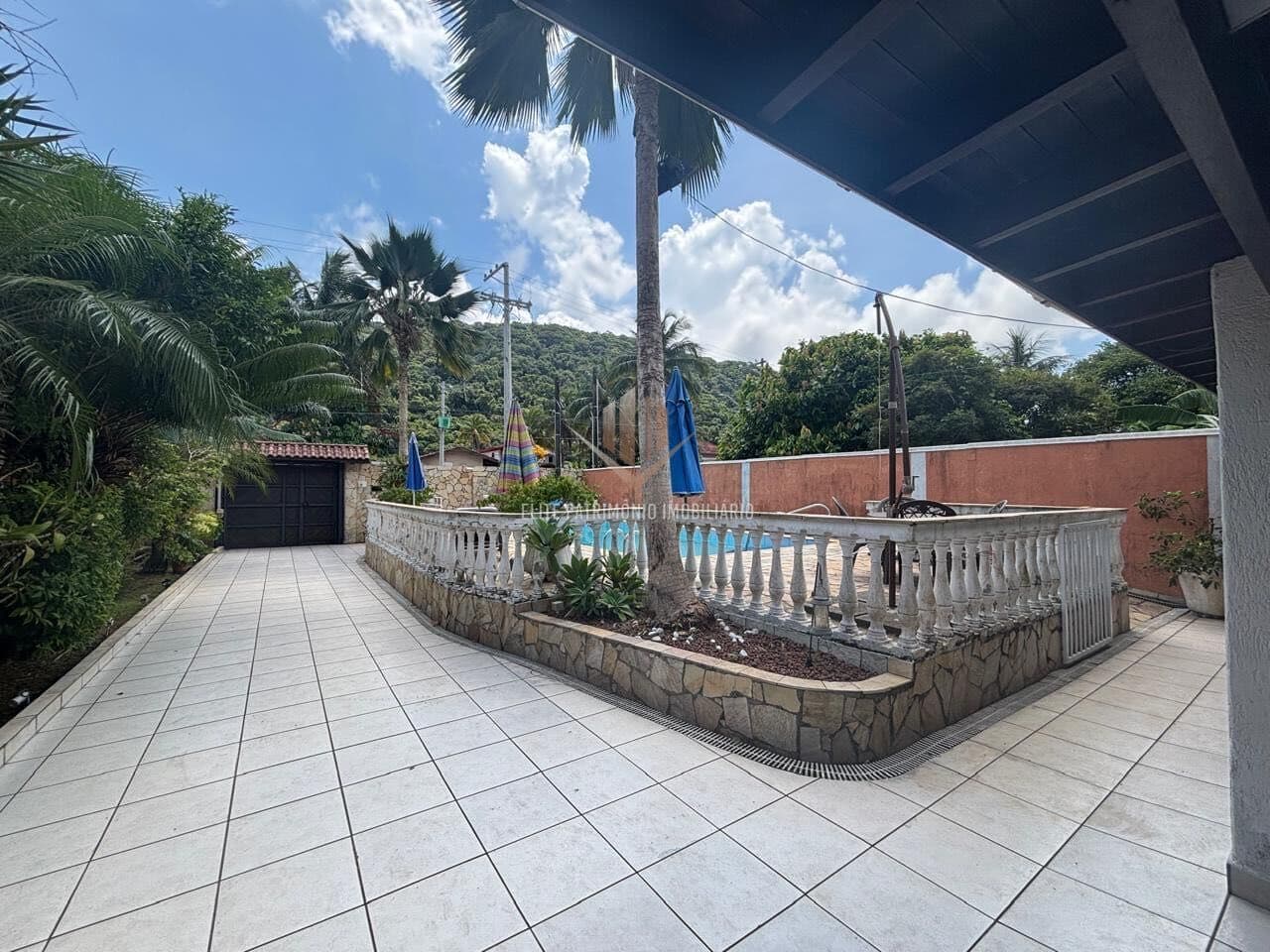 Apartamento em Guarujá - Guaiúba