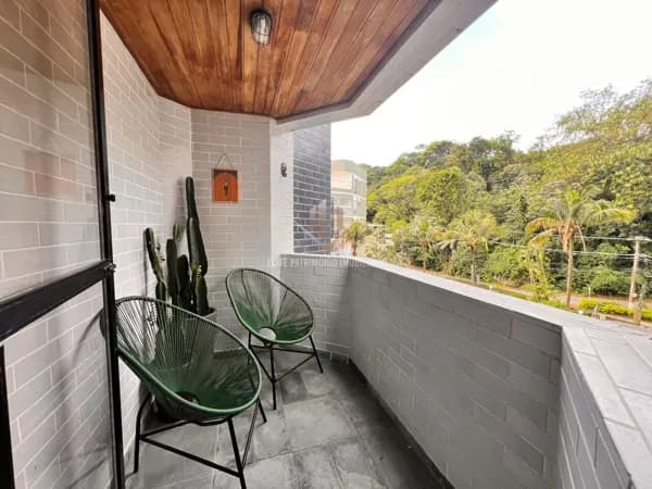 Apartamento a venda na Praia das Astúrias Guarujá SP.