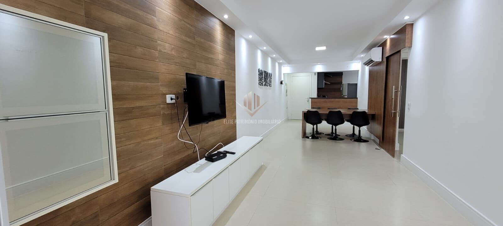 Apartamento em Jardim Astúrias, Guarujá/SP