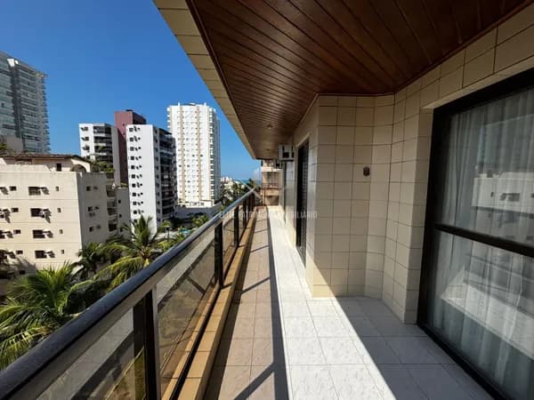 Apartamento na Praia da Enseada Guarujá SP.