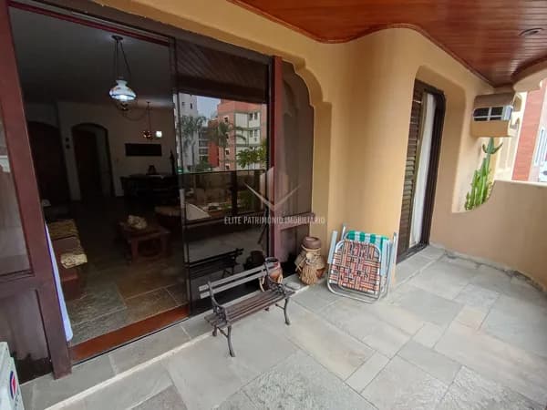 Apartamento em Guarujá - Enseada