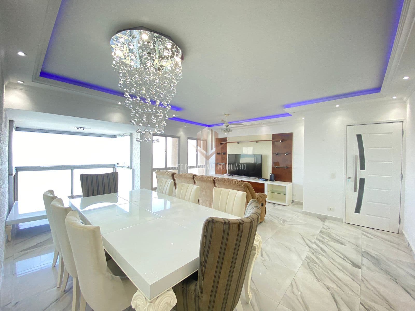 Apartamento em Guarujá - Pitangueiras