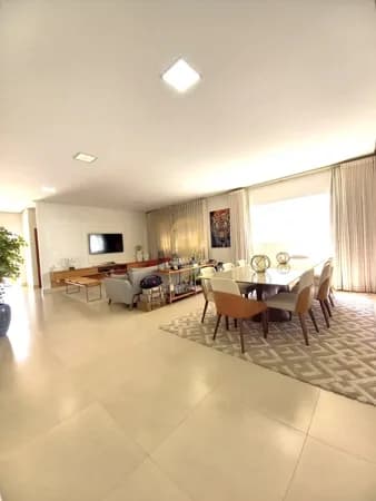 Casa Alto Padrão em Novo Mundo, Passos/MG