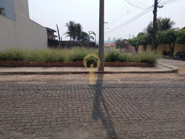 Lote/Terreno em Passos - Parque Residencial Eldorado