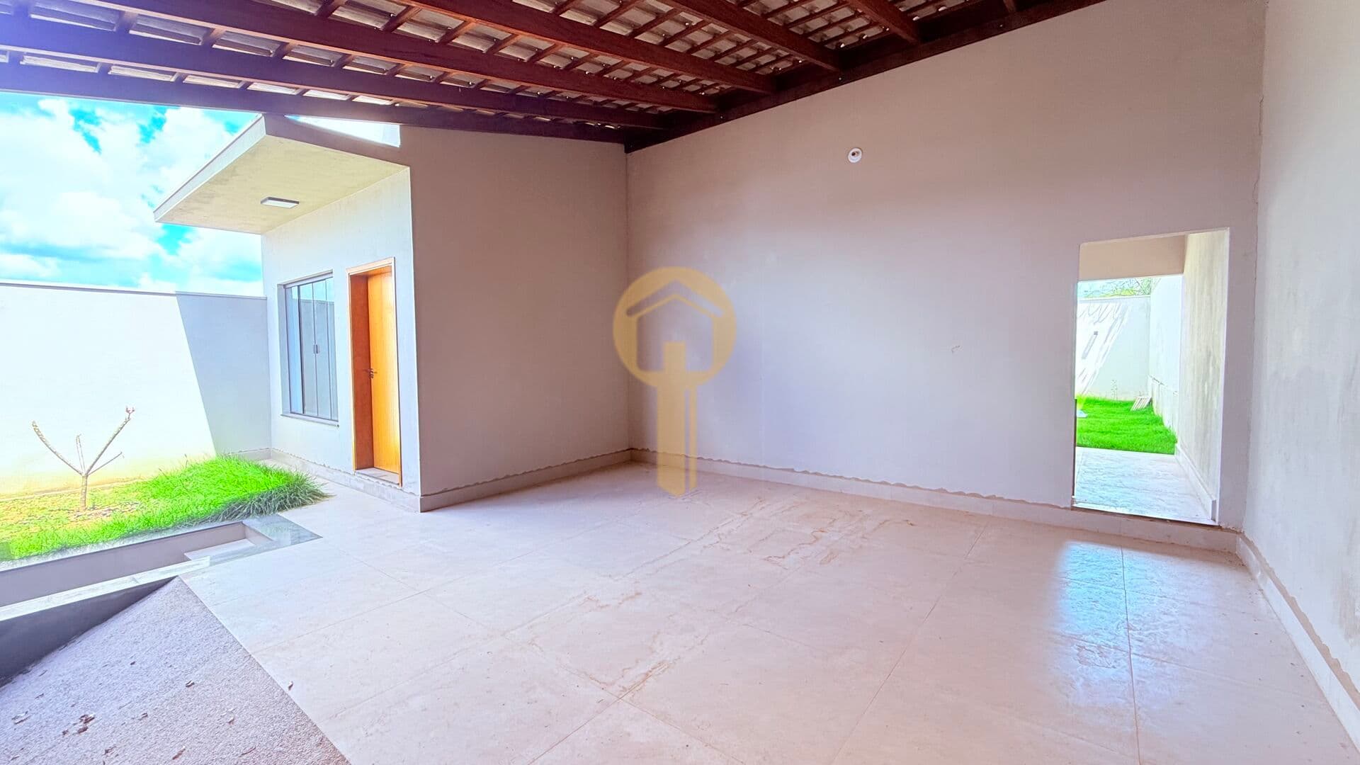 Casa em Parque das Aroeiras, Passos/MG