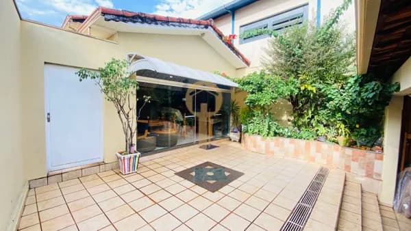 Casa em Passos - Canjeranus
