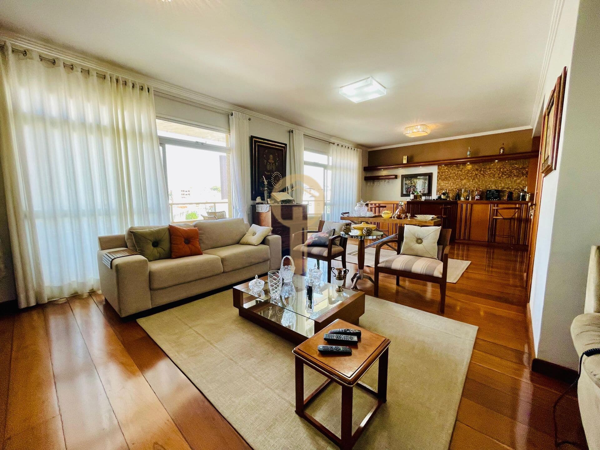Apartamento em Passos - Centro