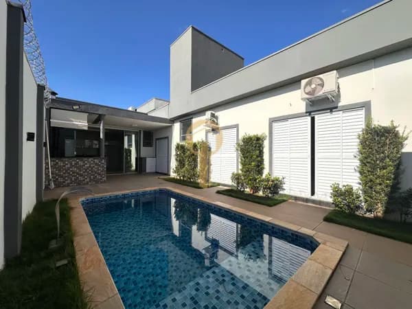 Casa em Passos - Jardim Pinheiros