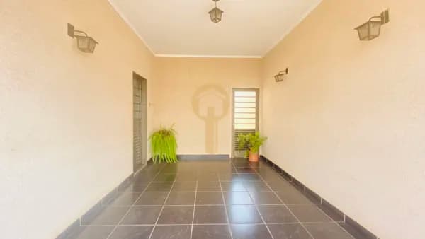 Casa em Passos - Santa Casa