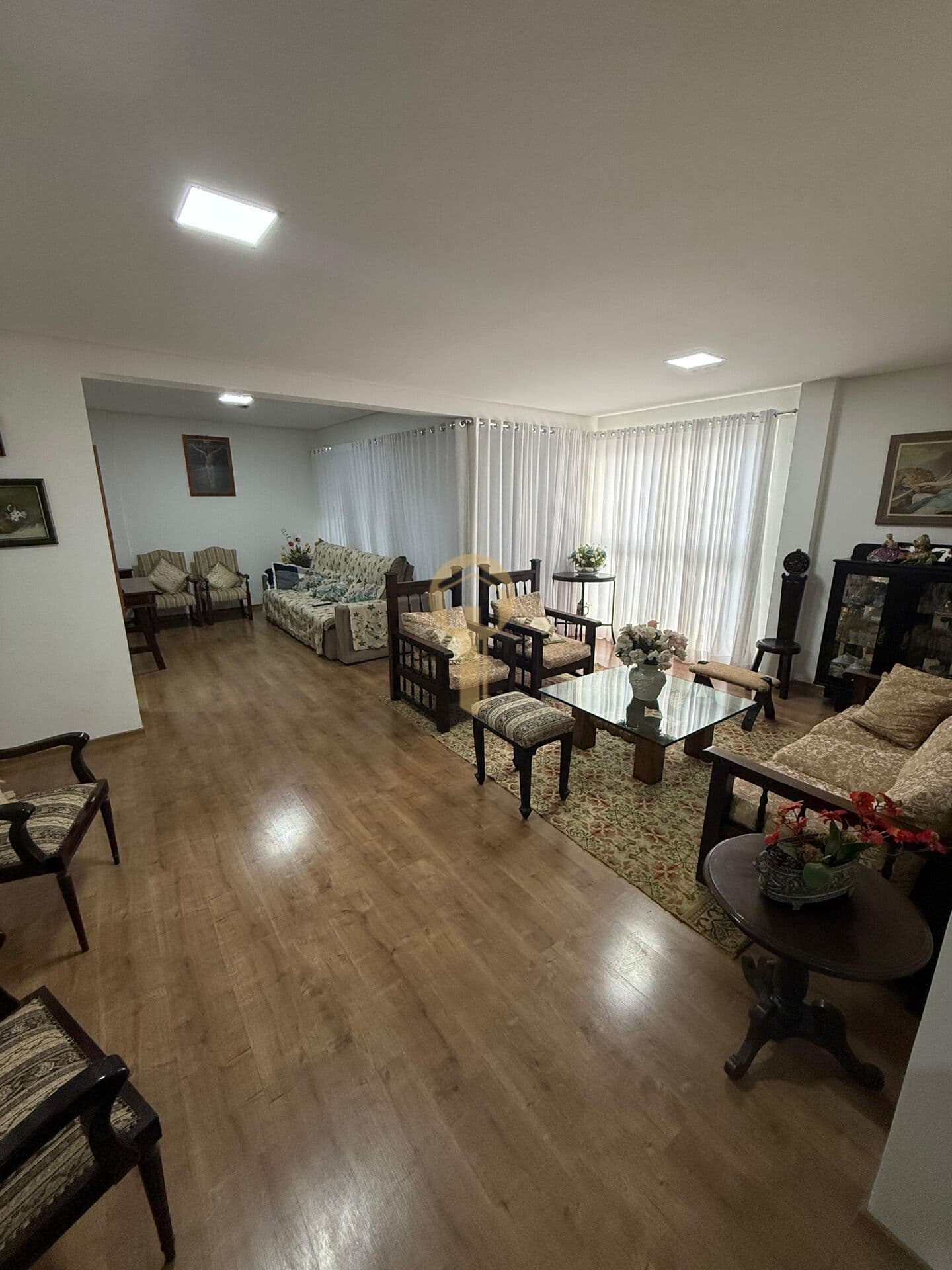Apartamento em Passos - Centro