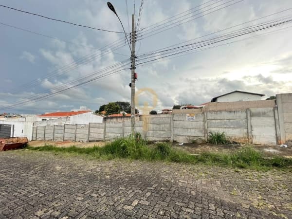 Terreno à venda em Passos/MG